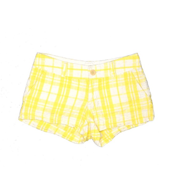 Lilly Pulitzer Yellow Plaid Short - Picture 4 of 4